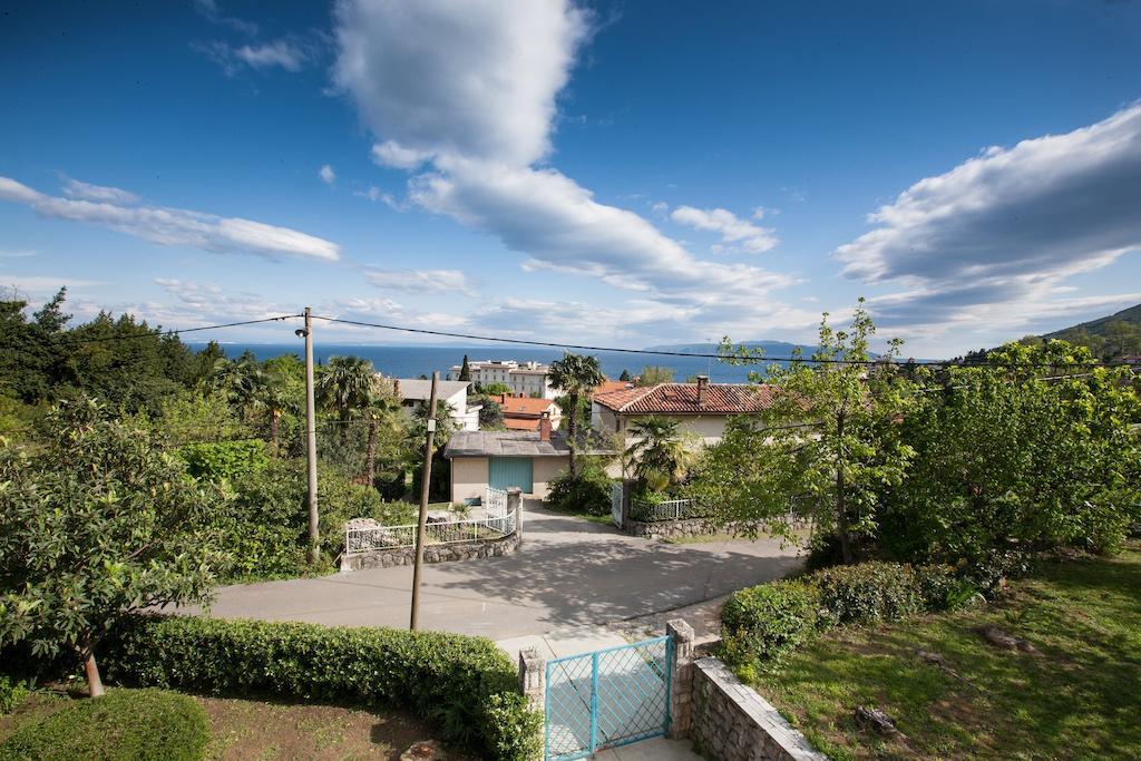 Apartment Pepi Ловран Экстерьер фото