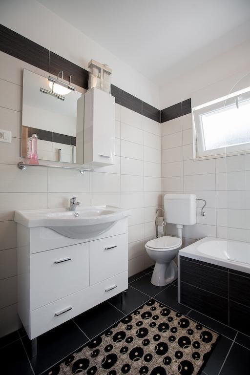 Apartment Pepi Ловран Номер фото
