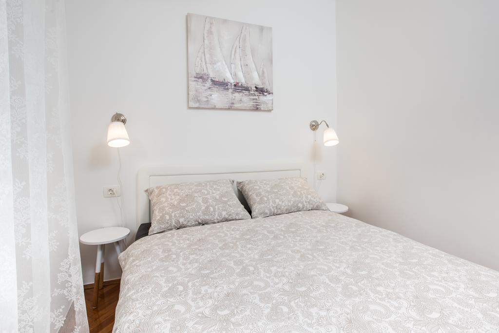 Apartment Pepi Ловран Экстерьер фото